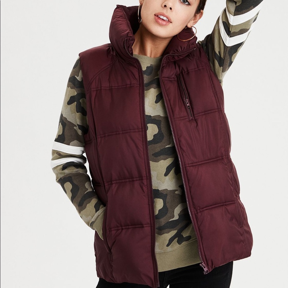 AEO Red Puffer Vest